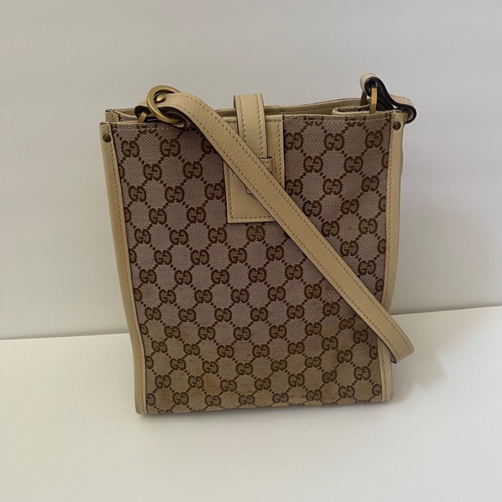 Authentic Gucci GG canvas leather shoulder bag